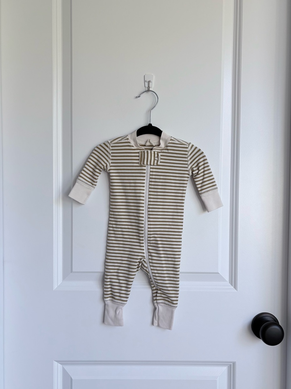 ✨Quincy Mae Zip Sleeper in Gold Stripe Organic Cotton